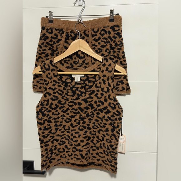 cupcakes & cashmere Other - ✨NWT✨Cupcakes & Cashmere:Tank Top & Shorts Pajama Set-Size S (ptp approx 17.5in)